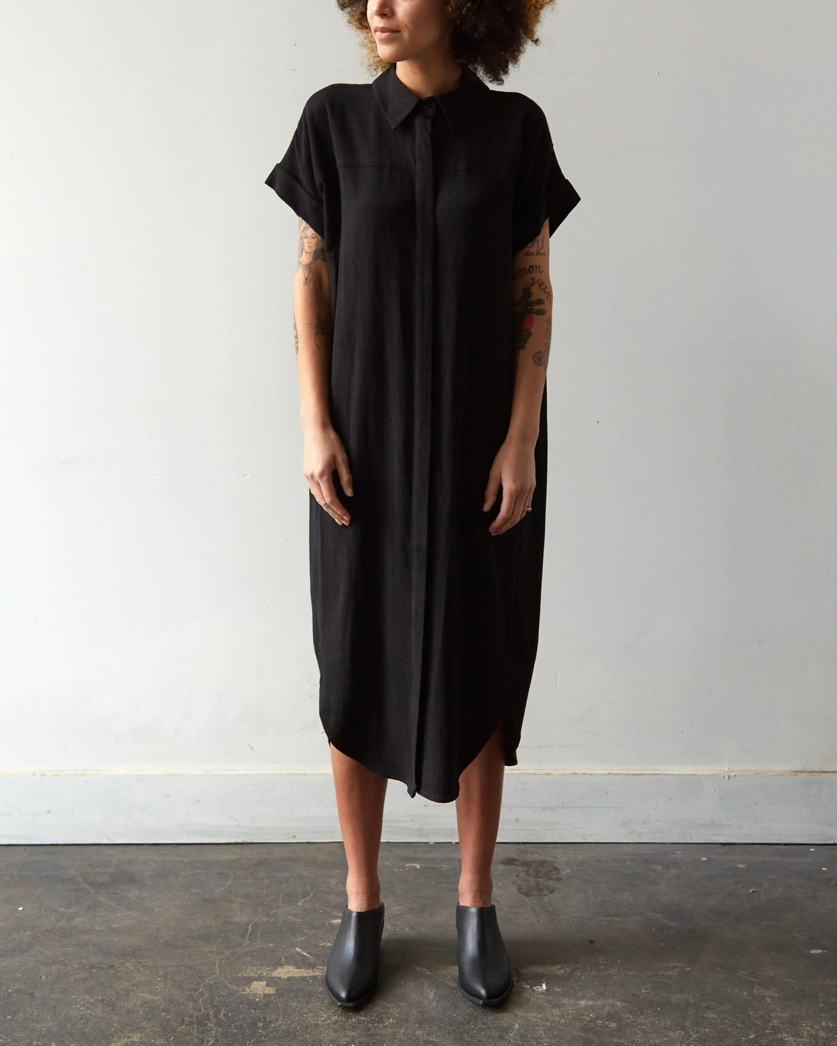 7115 Signature Shirt Maxi Dress, Black