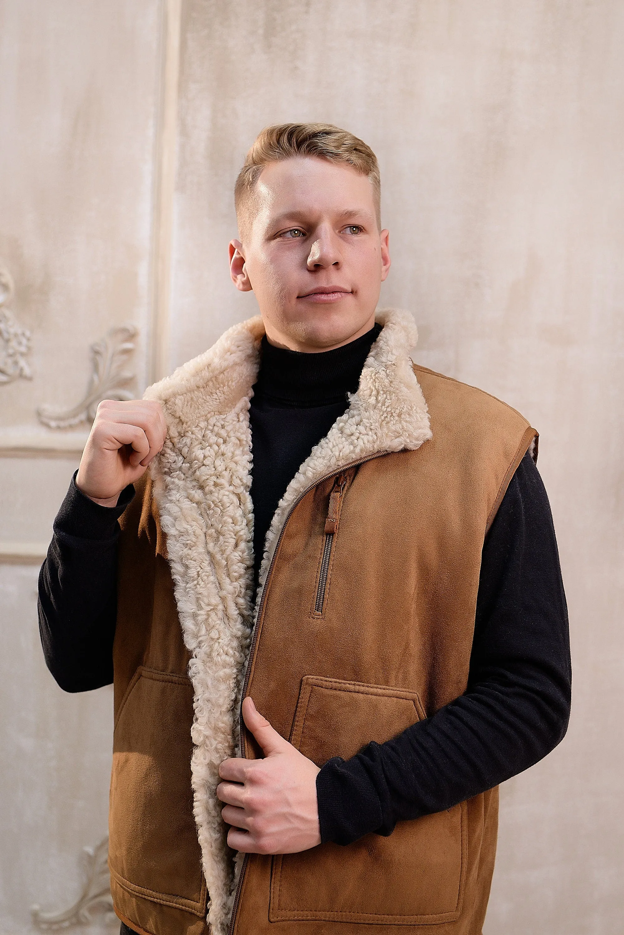 Ginger Western Sheepskin Vest with Big Side Pockets and Soft Fur Lining