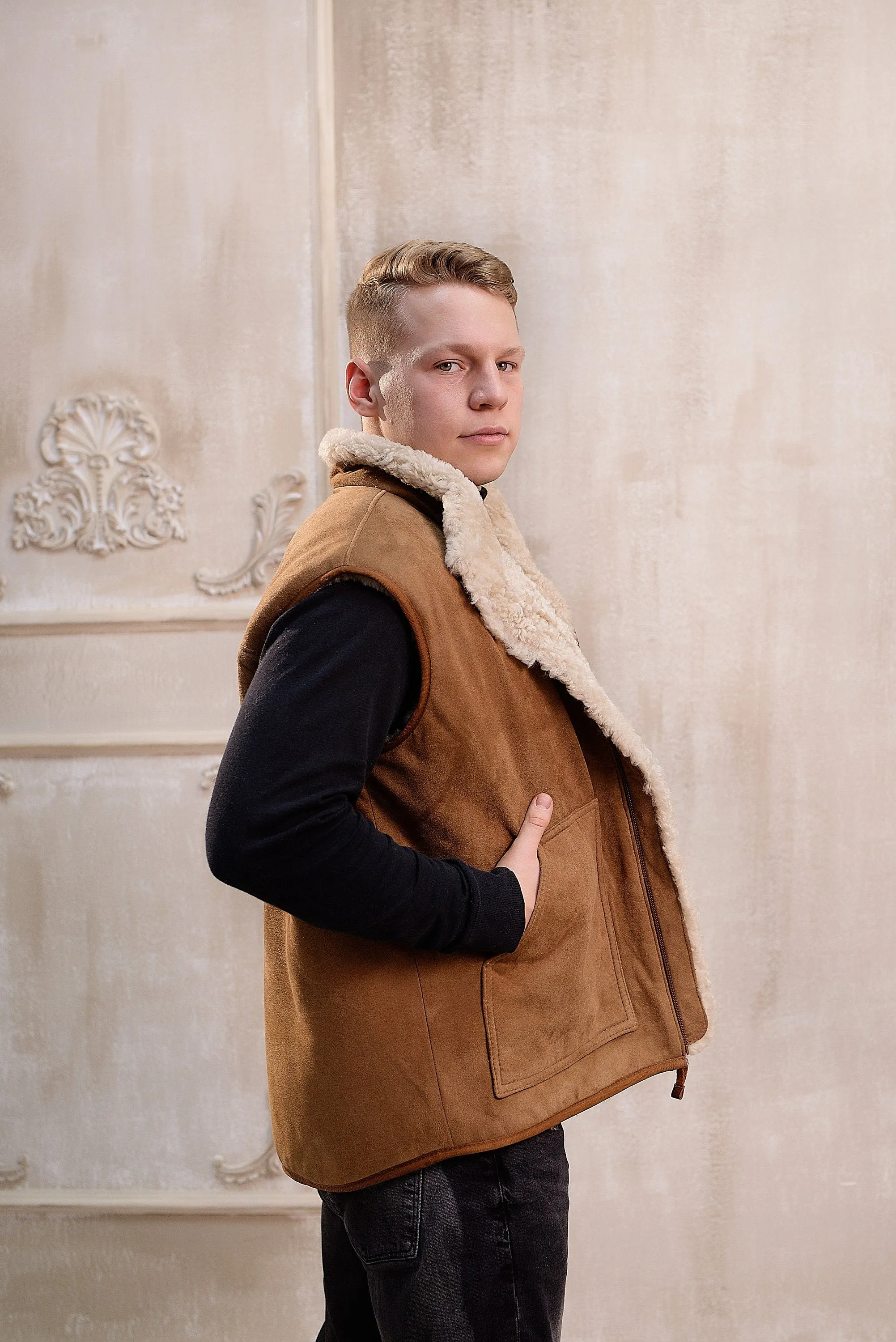 Ginger Western Sheepskin Vest with Big Side Pockets and Soft Fur Lining