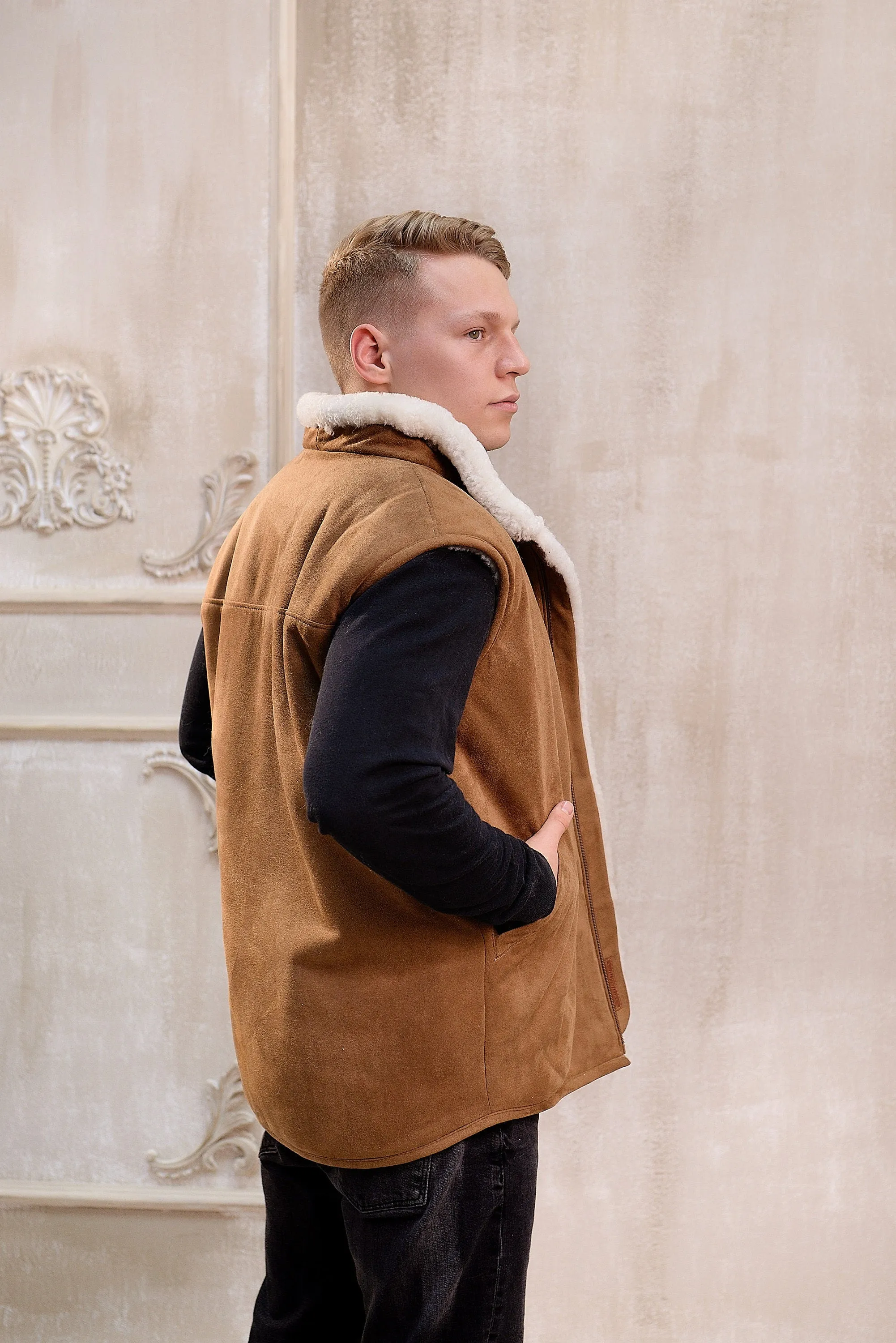 Ginger Western Sheepskin Vest with Big Side Pockets and Soft Fur Lining