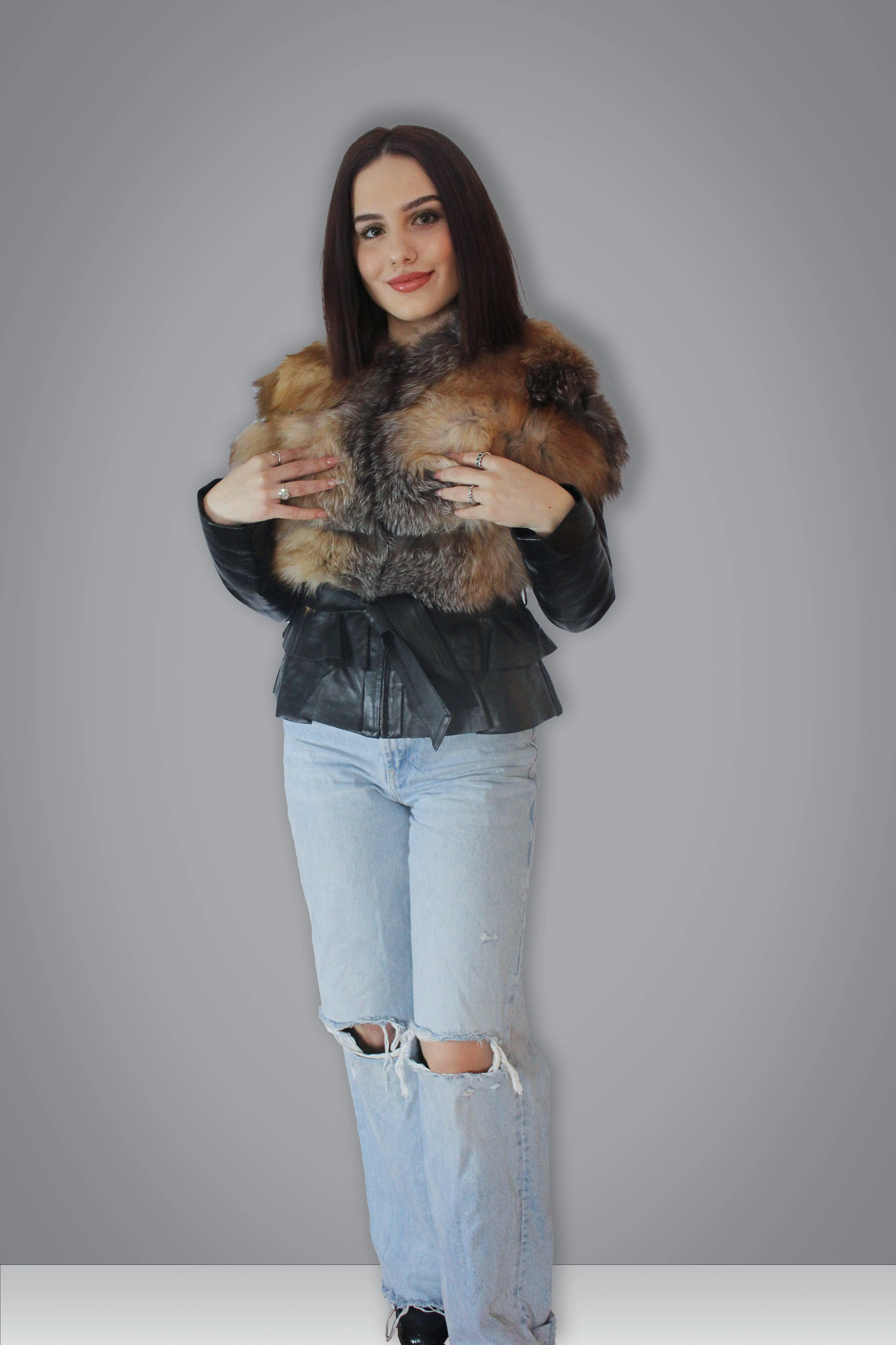 Short Black Leather Jacket with Luxurious Fox Fur Trim