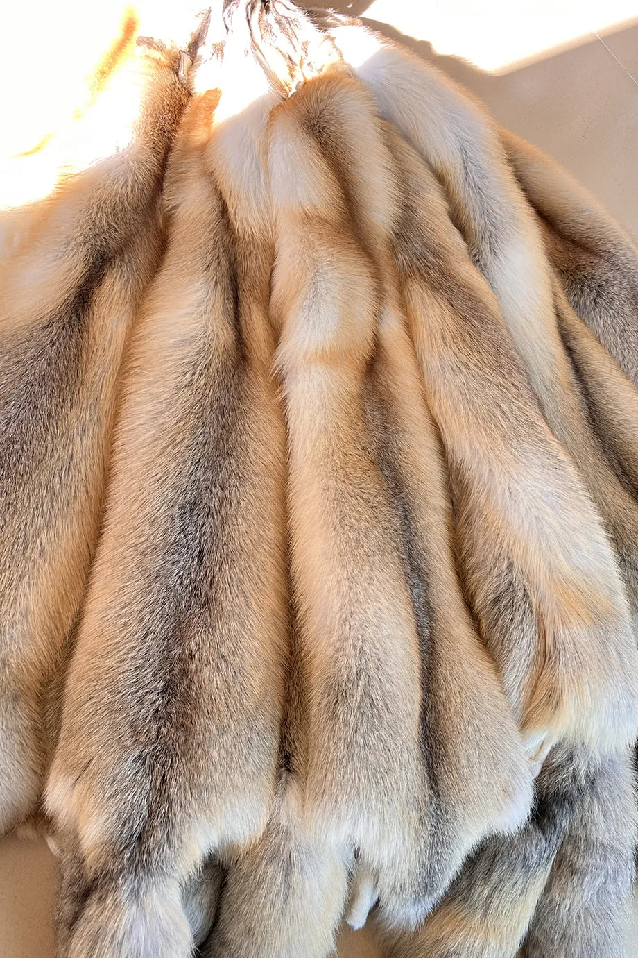 Women's Long Fox Fur Coat with Fur Collar - Golden Island FOX - G001